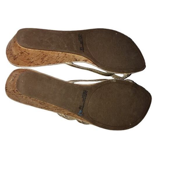 Madden Girl Gold Cork wedge sandal size 10 - Picture 4 of 5